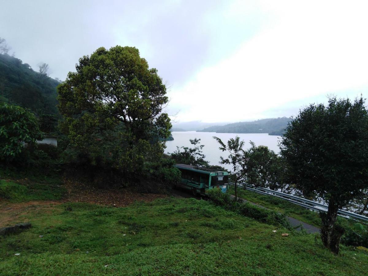 Malakkappara Dam Resort Valparai Exterior photo